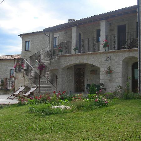 Agriturismo Borgo San Martino Vila Abbateggio Exterior foto