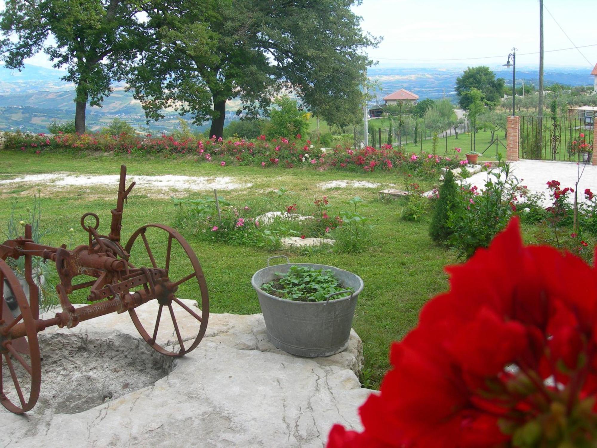 Agriturismo Borgo San Martino Vila Abbateggio Exterior foto